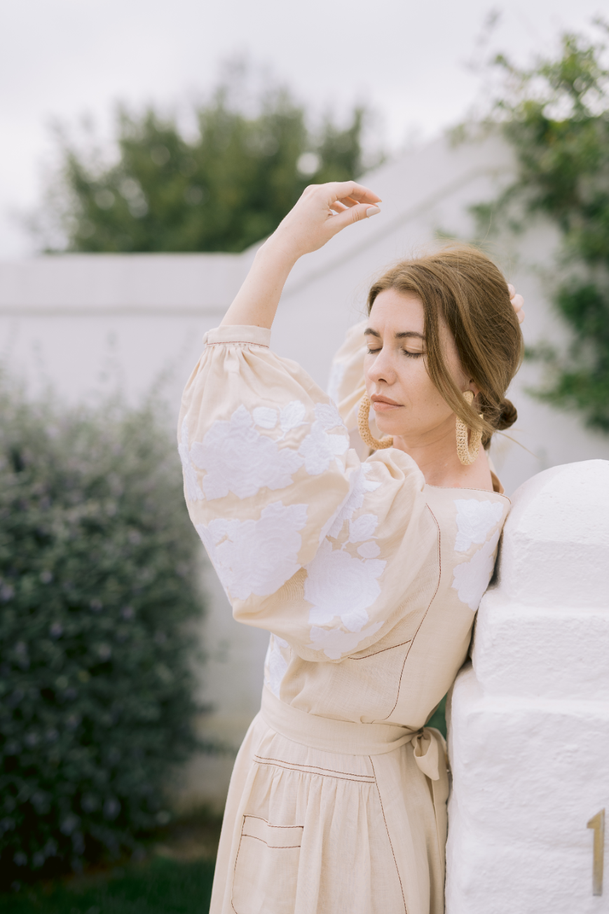 What to Wear to a Daytime Garden Wedding