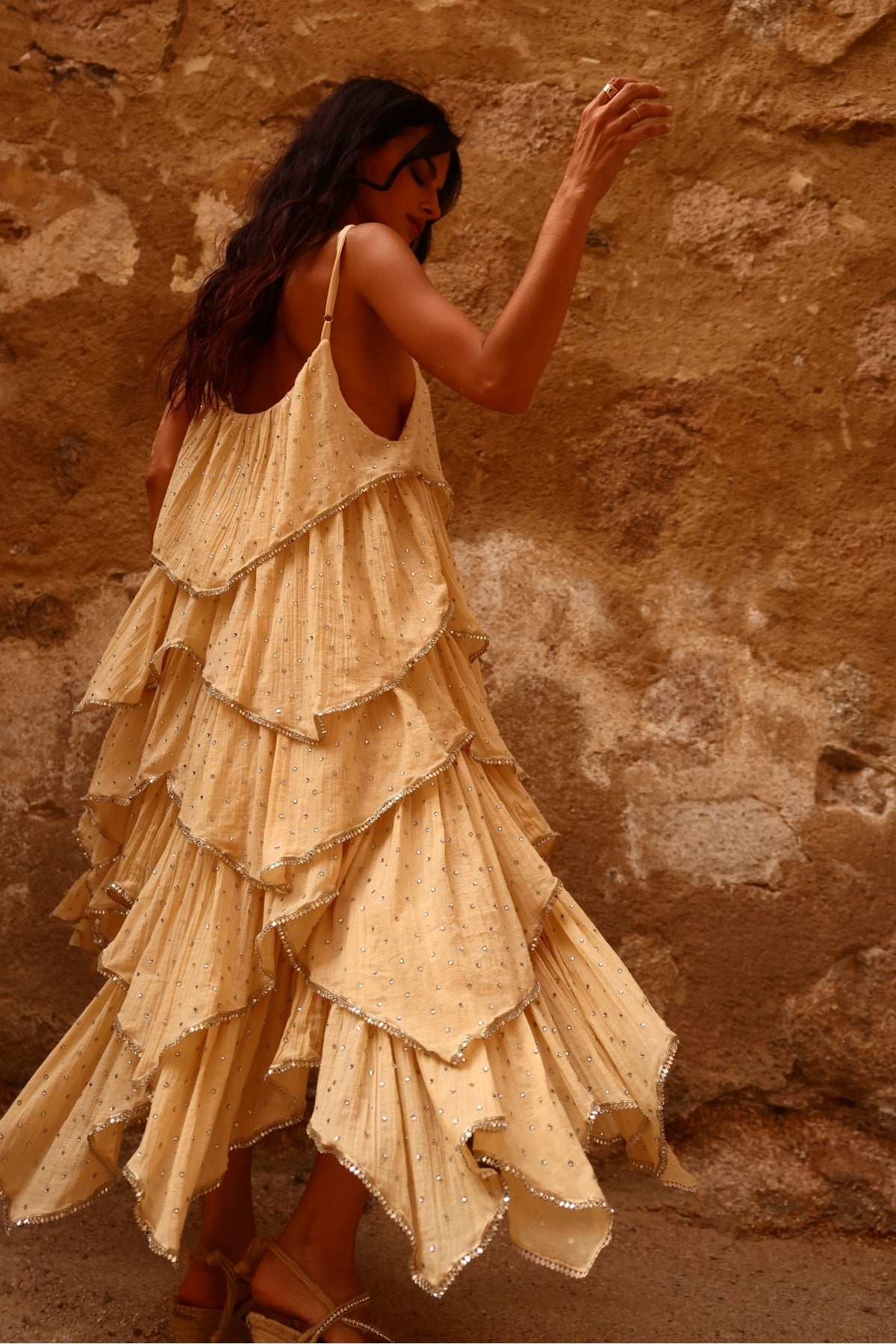 Rochie Multistrass cu Volane