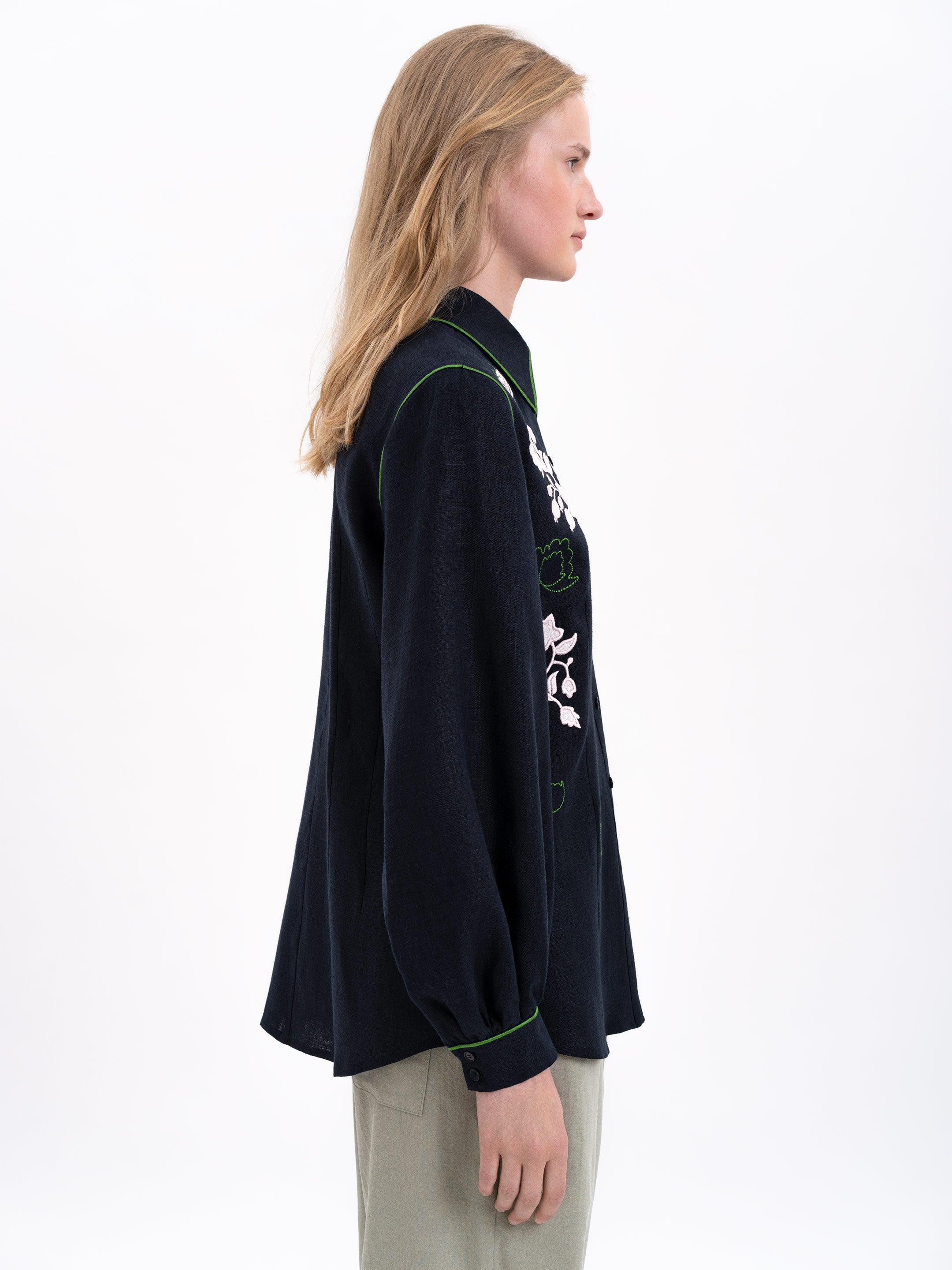 Bluză albă din in cu broderie Zhuravlyna