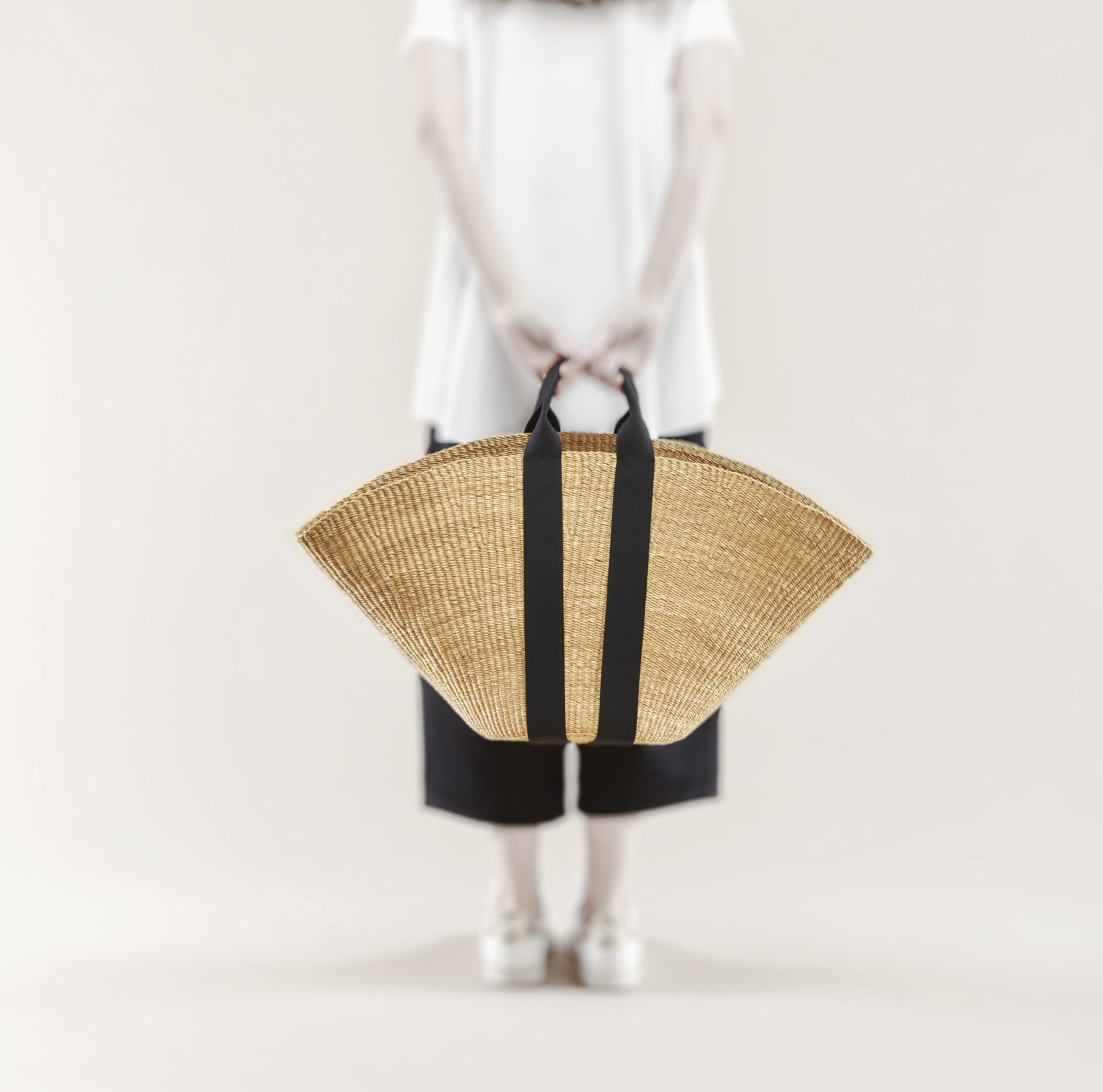 Geanta Muun impletita manual din paie model Maxi Sophie