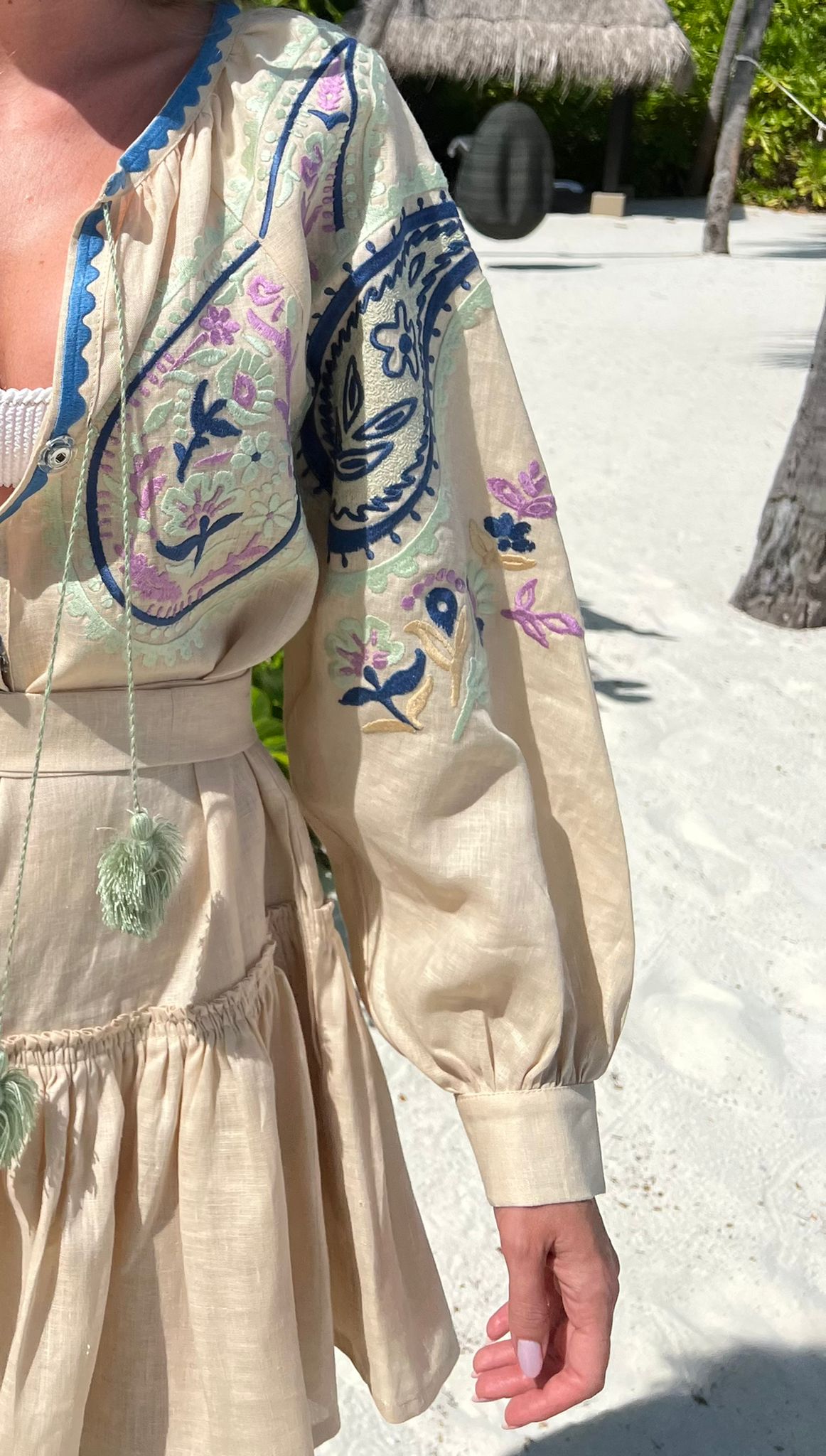 Rochie Electra mini din in natural cu broderie colorată