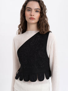 Embroidered Linen Vest Osiayna