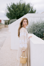 Încarcă imaginea în vizualizatorul Galeriei, Rochie Flora midi din in natural cu broderie florală și mâneci bufante
