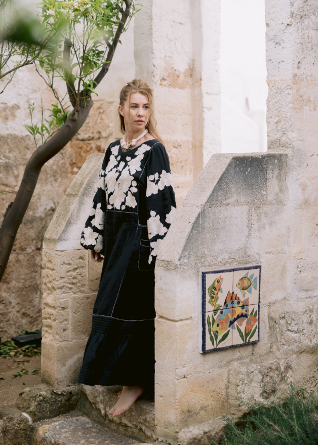 Embroidered Linen Midi Dress with Floral Details – Flora