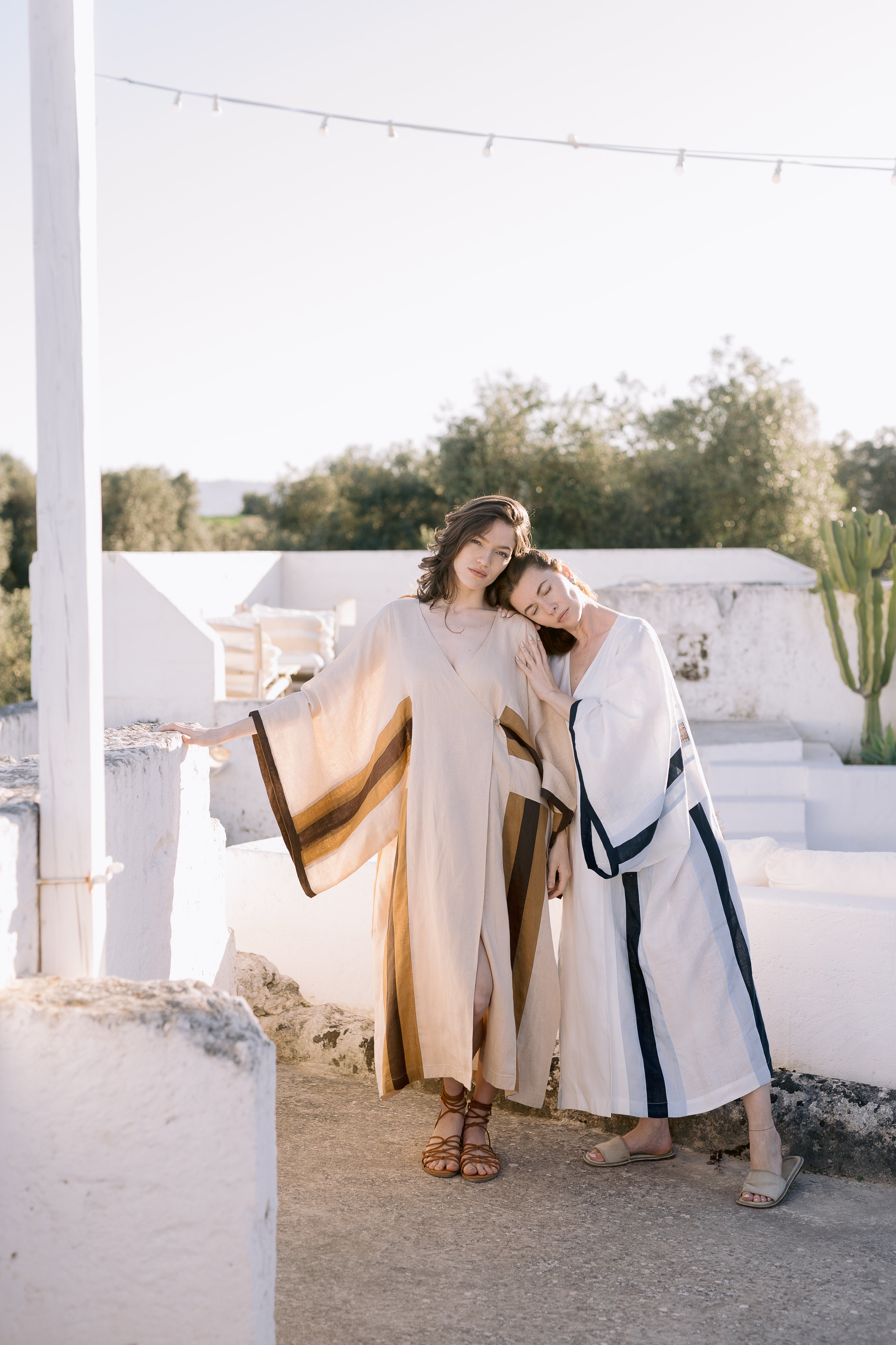 Embroidered Maxi Linen Kimono brown stripes – Tamara