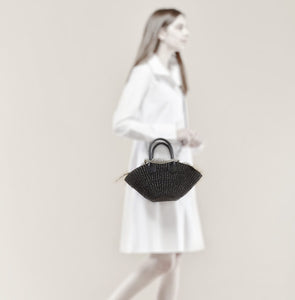 Geanta Muun impletita manual din paie model Mini Sophie - negru