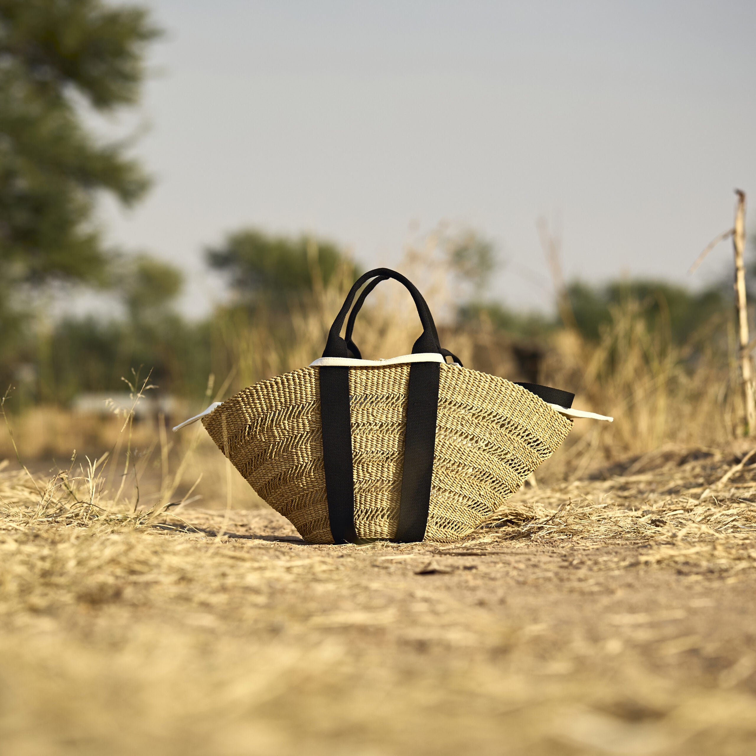 Muun hand-woven straw bag Sophie lace/linen