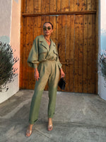 Încarcă imaginea în vizualizatorul Galeriei, Pantaloni Nature Spell din in natural in culoarea verde
