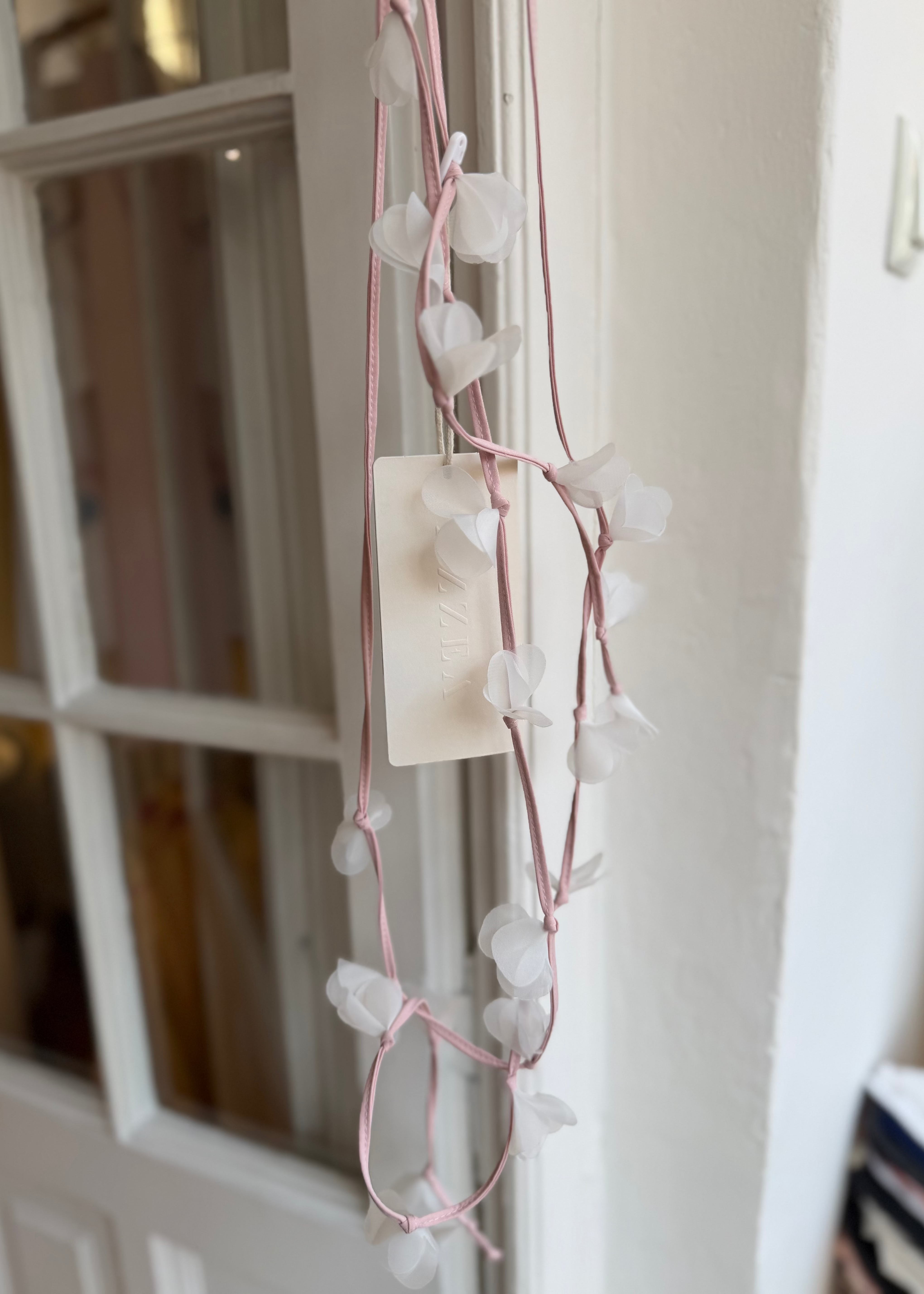 Curea Liana cu Flori Atașate