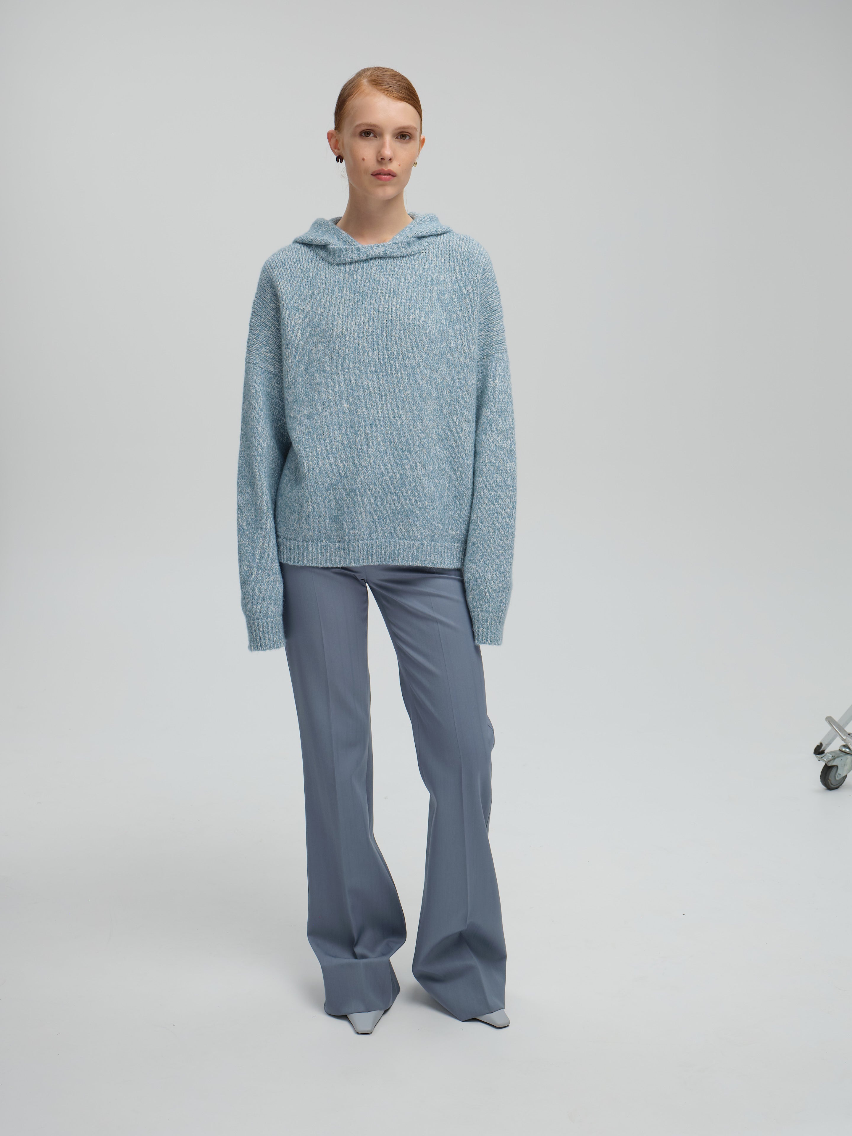 Hooded Mélange Sweater in Blue