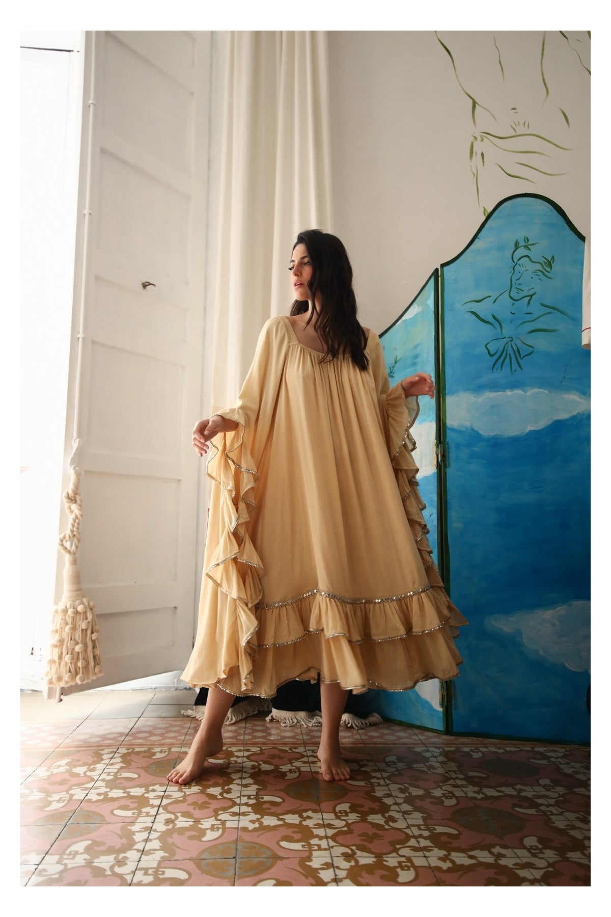 Rochie Ruffle cu mâneci lungi