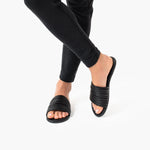 Load image into Gallery viewer, Tkees Caro flip-flops from brazilian leather in Black
