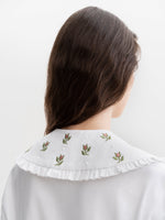 Încarcă imaginea în vizualizatorul Galeriei, Rochia Pelageya cu broderie ornamentală florală
