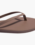 Load image into Gallery viewer, Flip-flop LILY Liners - Biscuit
