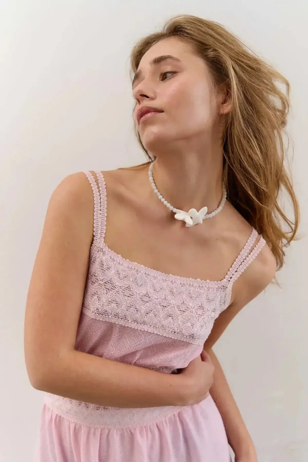 Colier MYRNI cu perle și pasăre de porțelan