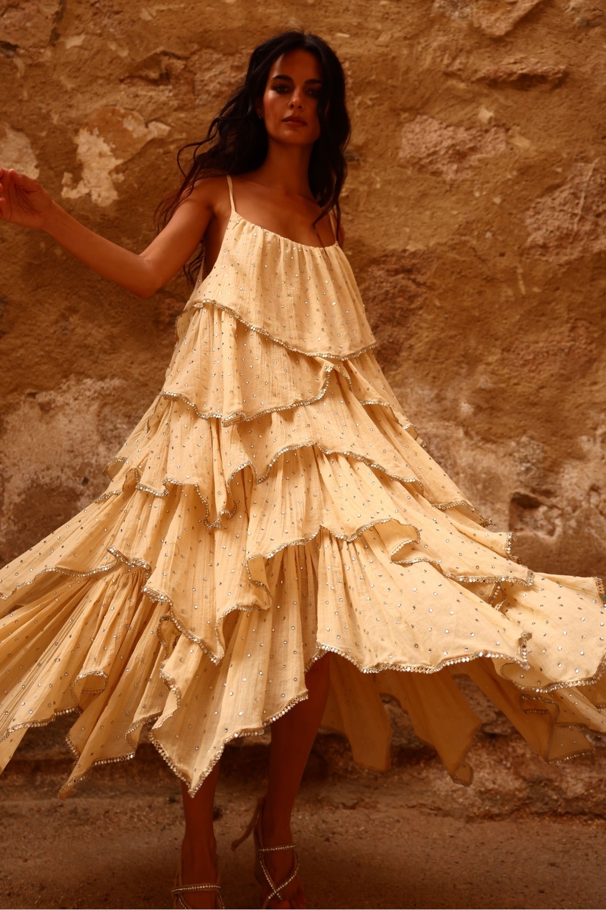 Rochie Multistrass cu Volane