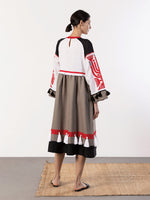 Load image into Gallery viewer, Linen dress with applique Icon Red
